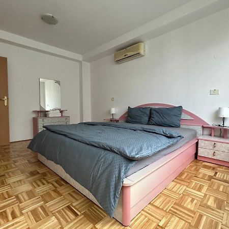Apartma Lunca 2 Lägenhet Ljubljana Exteriör bild