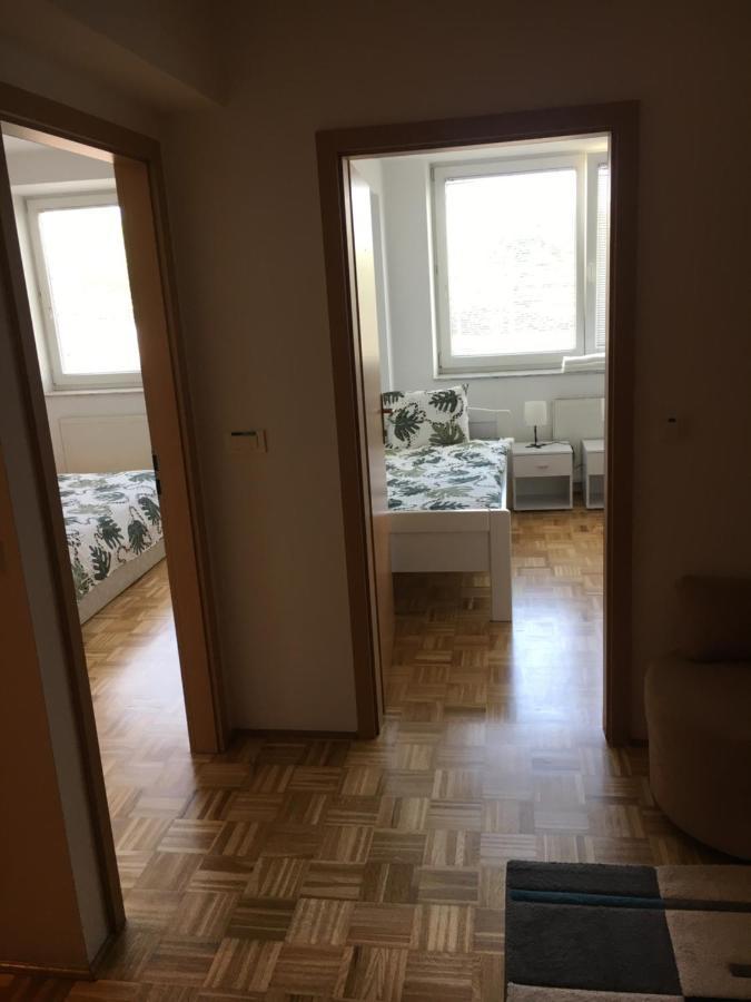 Apartma Lunca 2 Lägenhet Ljubljana Exteriör bild
