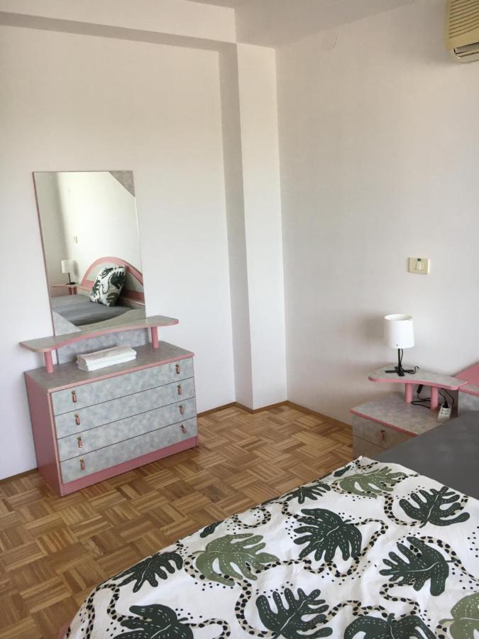 Apartma Lunca 2 Lägenhet Ljubljana Exteriör bild